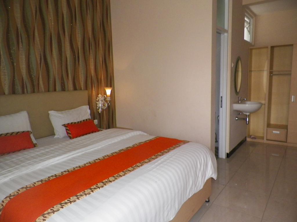Ceria Boutique Hotel Maguwo Kültér fotó